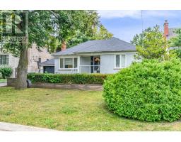 115 ASHBOURNE DRIVE, Toronto, Ontario