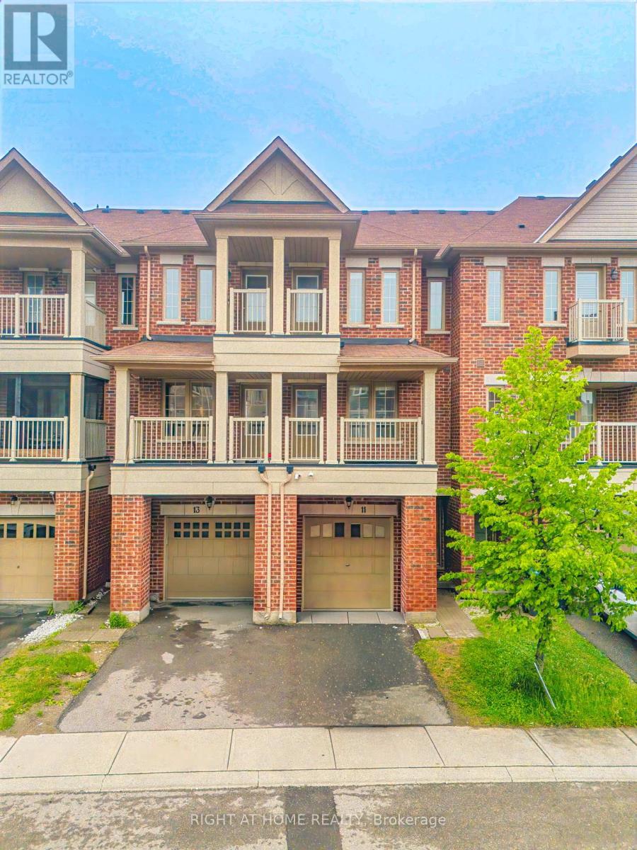 UPPER - 11 TELEGRAPH STREET, Brampton, Ontario