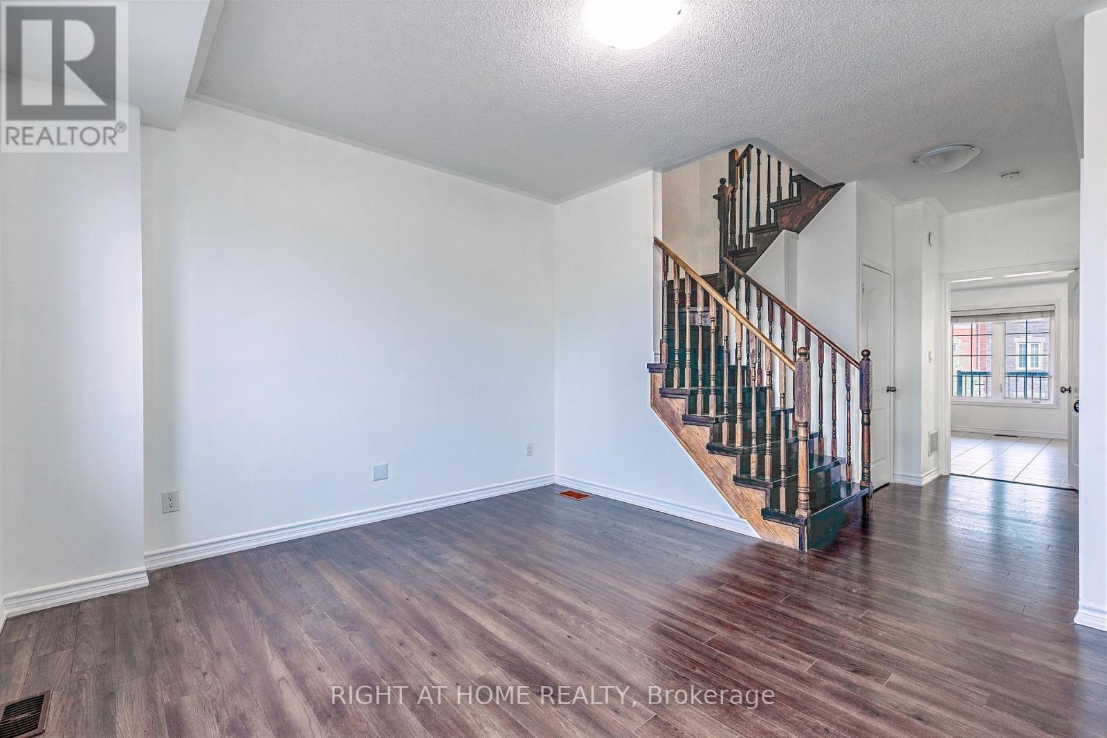 Upper - 11 Telegraph Street, Brampton, Ontario  L6Z 0H9 - Photo 11 - W13175844