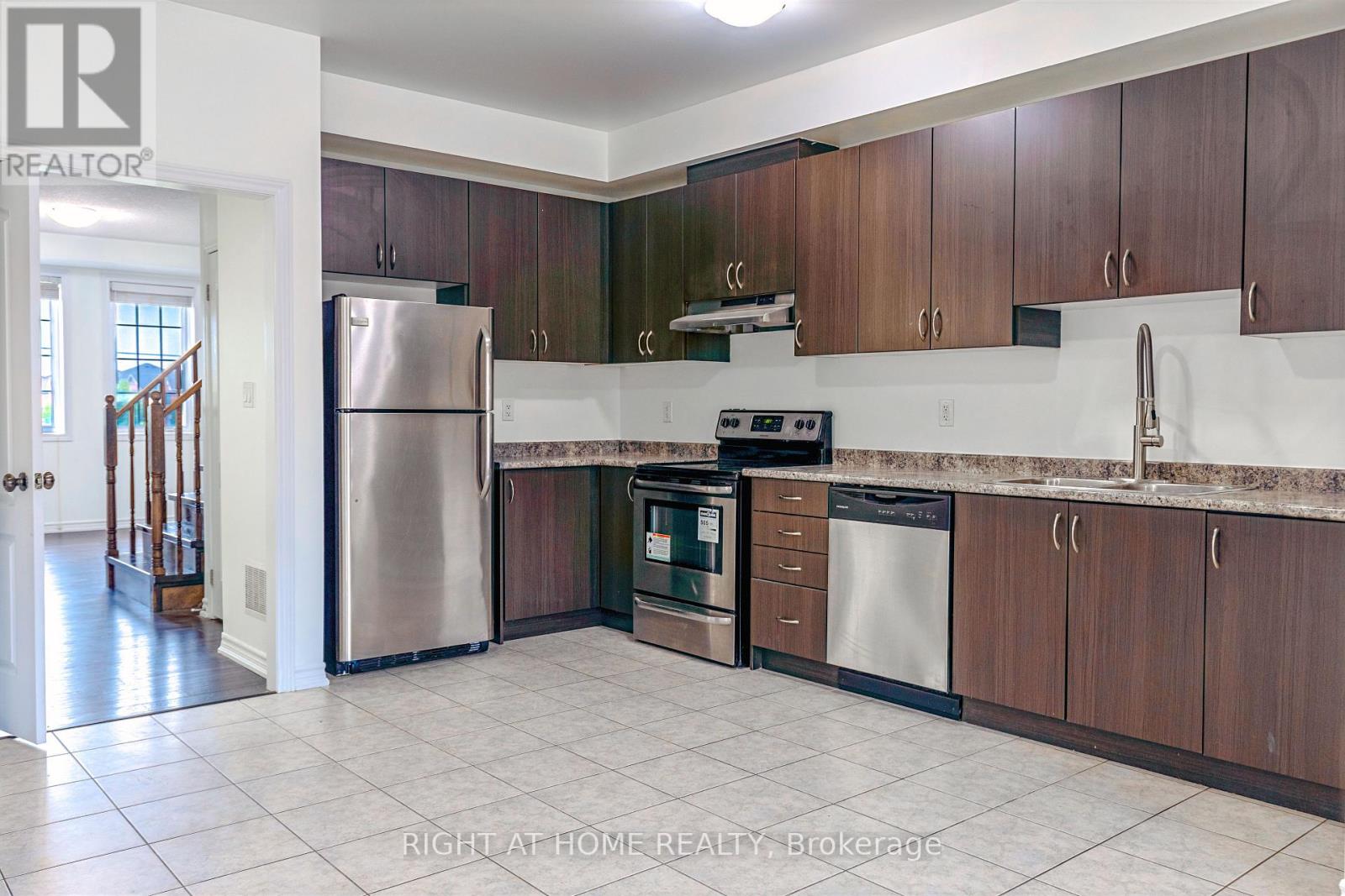Upper - 11 Telegraph Street, Brampton, Ontario  L6Z 0H9 - Photo 17 - W13175844