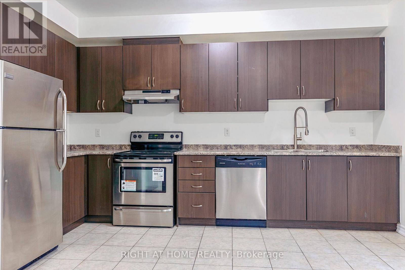 Upper - 11 Telegraph Street, Brampton, Ontario  L6Z 0H9 - Photo 22 - W13175844