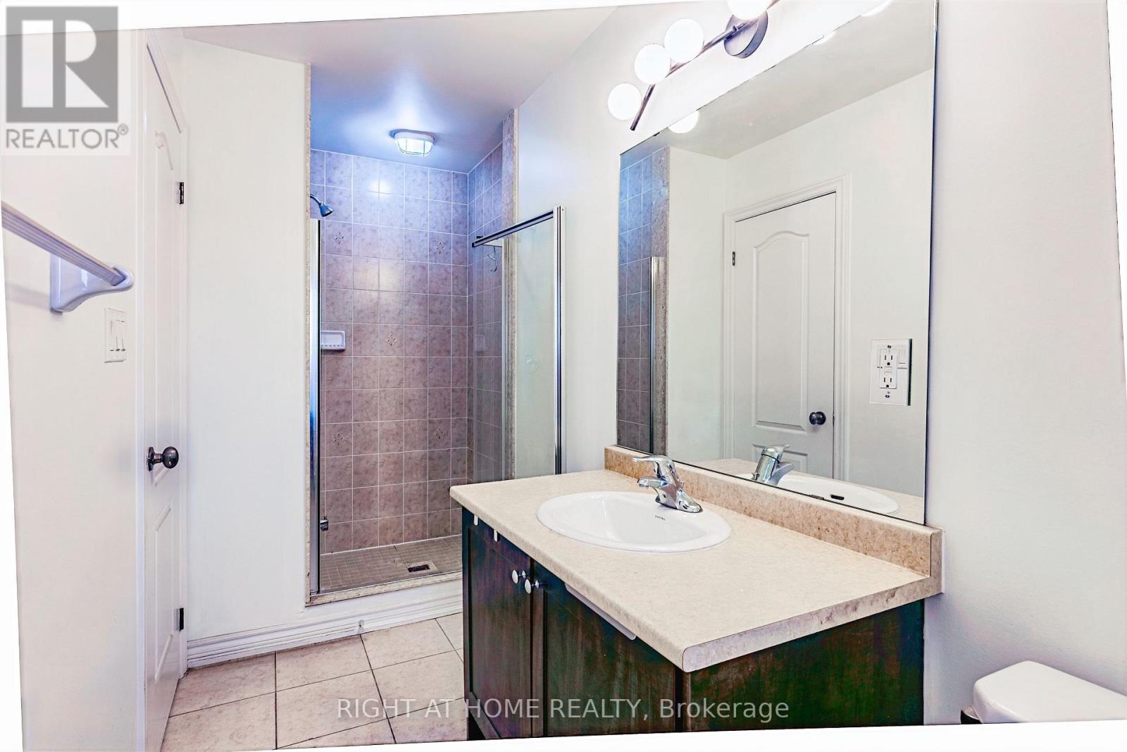Upper - 11 Telegraph Street, Brampton, Ontario  L6Z 0H9 - Photo 37 - W13175844