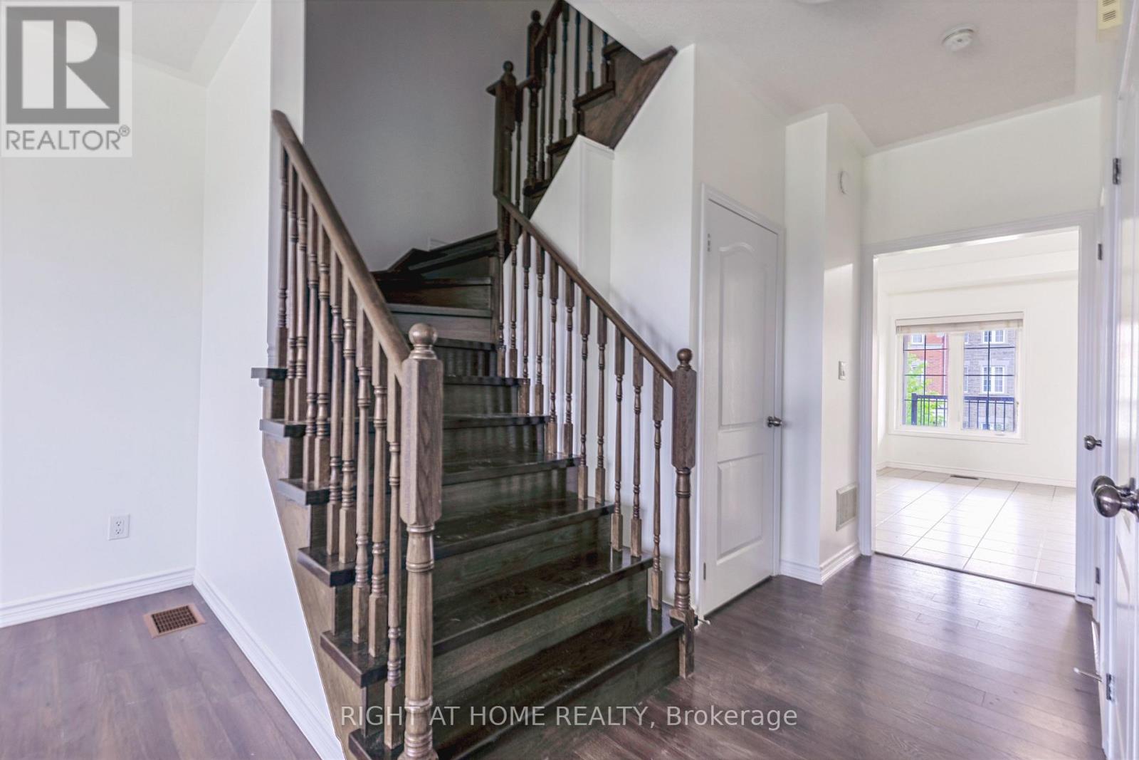 Upper - 11 Telegraph Street, Brampton, Ontario  L6Z 0H9 - Photo 7 - W13175844