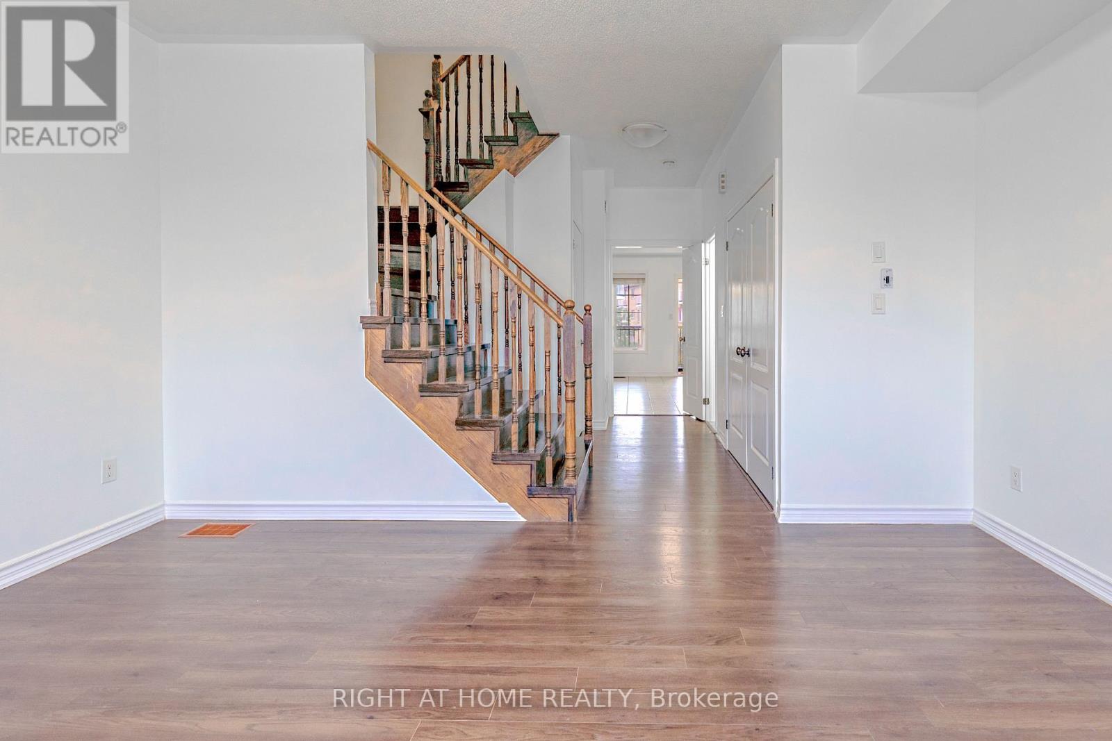 Upper - 11 Telegraph Street, Brampton, Ontario  L6Z 0H9 - Photo 8 - W13175844