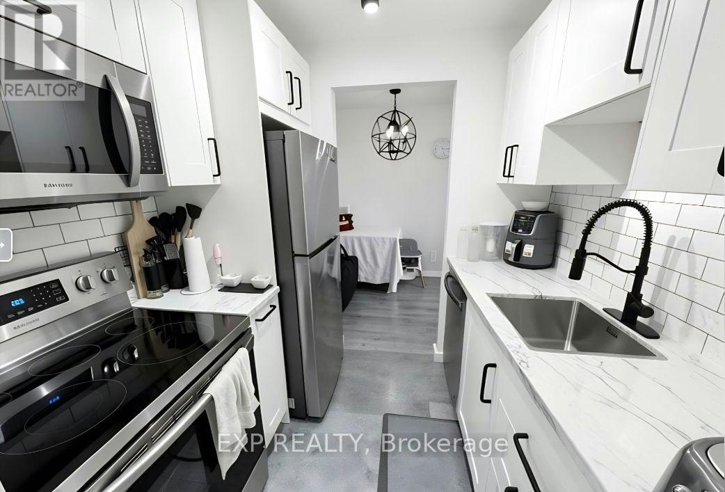 60 - 136 Conway Drive, London South, Ontario N6E 3N1 - Photo 2 - X13174832