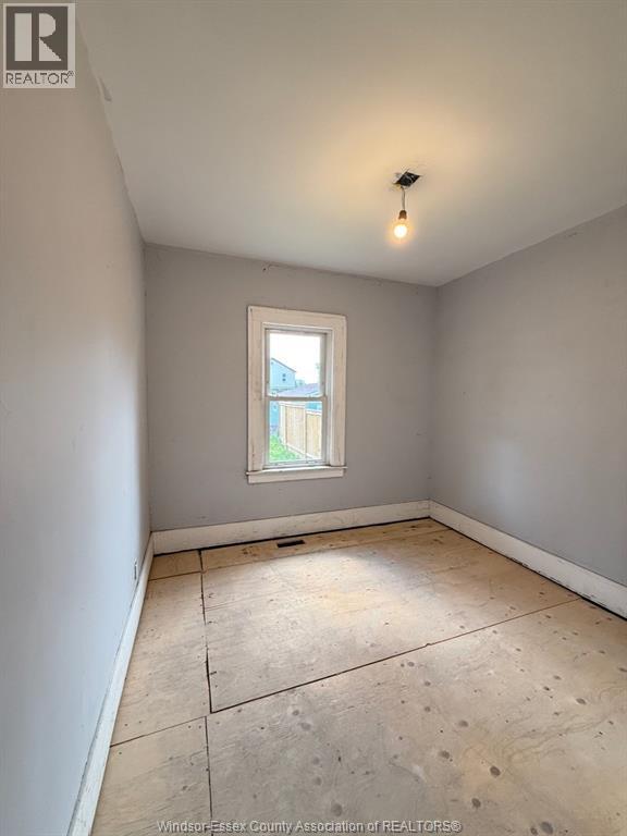 1069 Elm, Windsor, Ontario N9A 5H8 - Photo 14 - 26012173