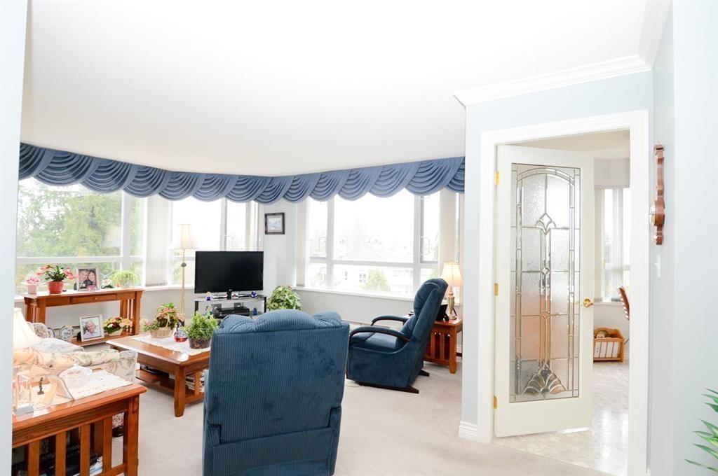 301 3190 Gladwin Road, Abbotsford, British Columbia  V2T 5T2 - Photo 2 - R3101582