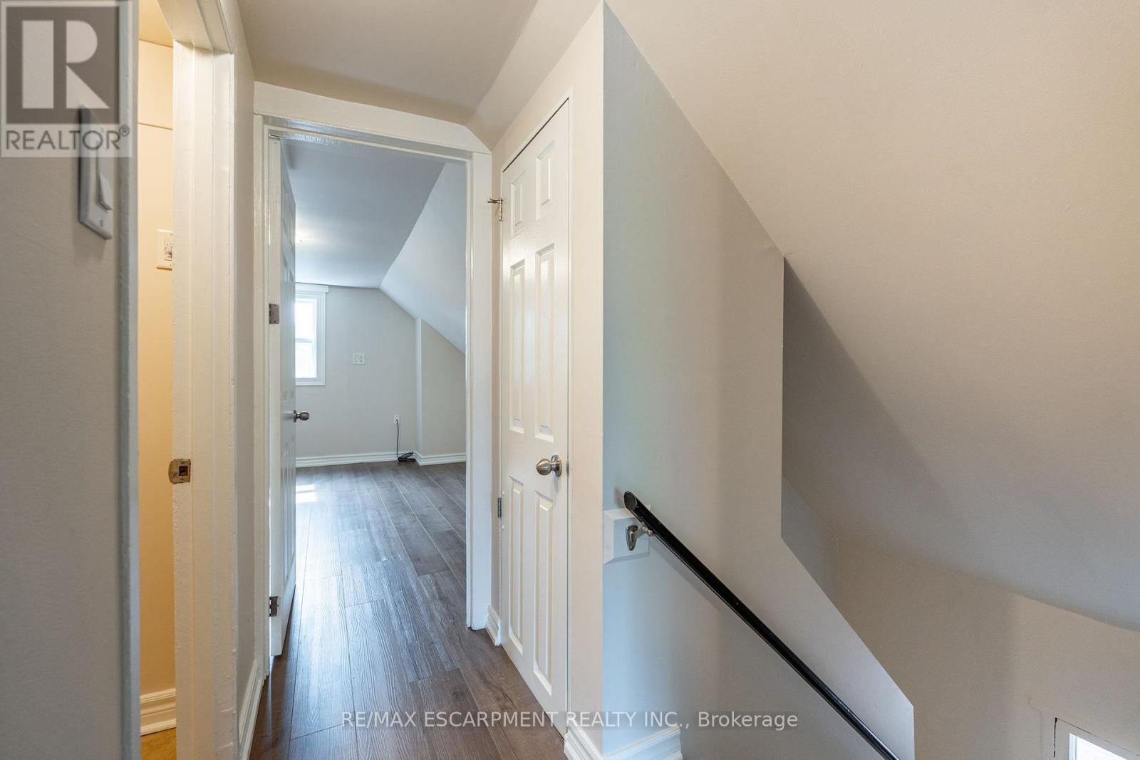 3 - 89 Carrick Avenue, Hamilton, Ontario  L8M 2W5 - Photo 11 - X13175836