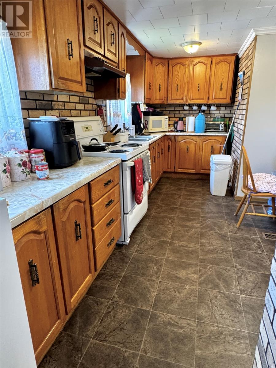 62 Main Street, Howley, Newfoundland & Labrador A0K 3E0 - Photo 6 - 1298047