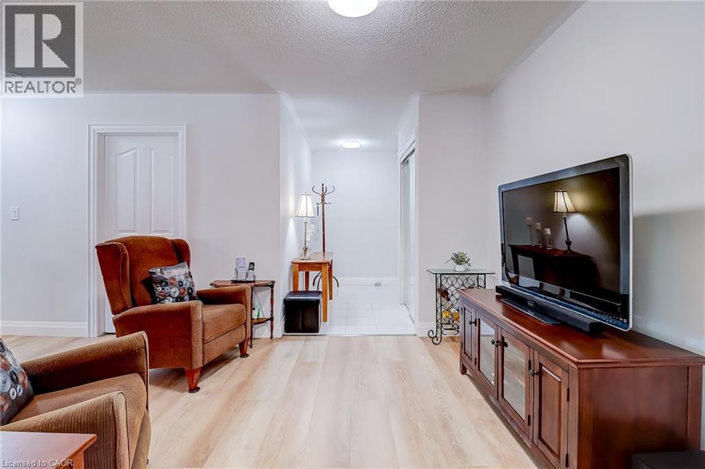 3050 Pinemeadow Drive Unit# 57, Burlington, Ontario  L7M 3X5 - Photo 22 - 40818513