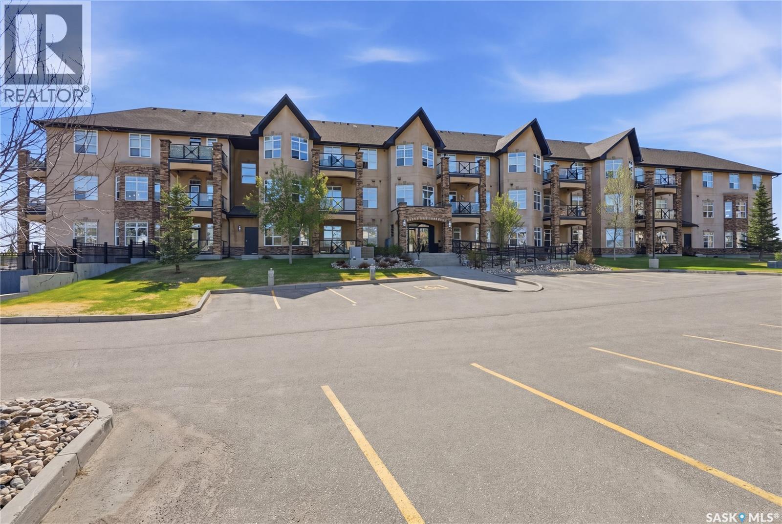 110 2160 Heseltine ROAD, regina, Saskatchewan