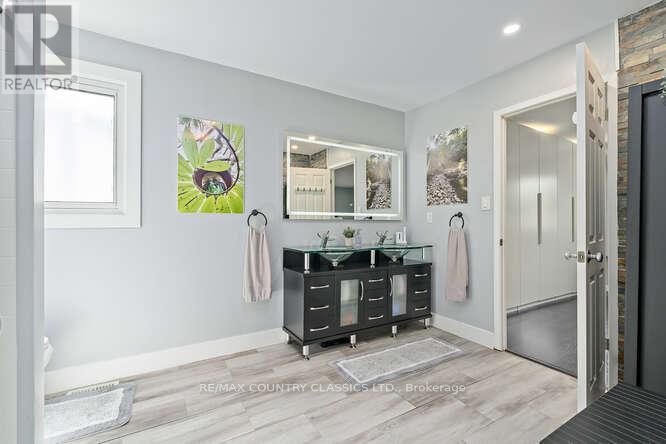 6963 Pamplona Mews, Mississauga, Ontario  L5N 1S5 - Photo 38 - W13170552
