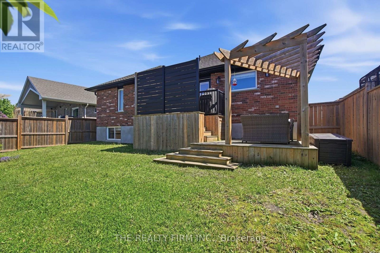 15 Glenwood Street, St. Thomas, Ontario  N5R 0G9 - Photo 41 - X13120810