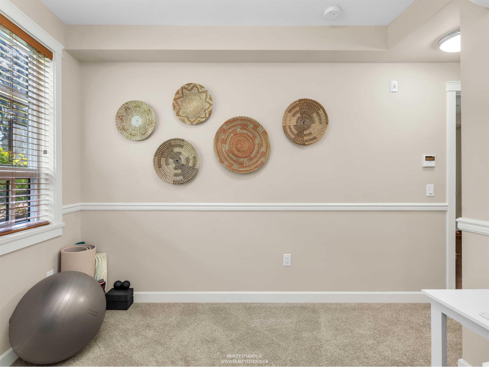 109 14588 Mcdougall Drive, White Rock, British Columbia  V4P 0H1 - Photo 13 - R3128119