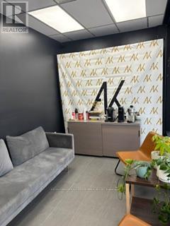 2764 Victoria Park Avenue, Toronto, Ontario  M2J 4A8 - Photo 9 - C13175866