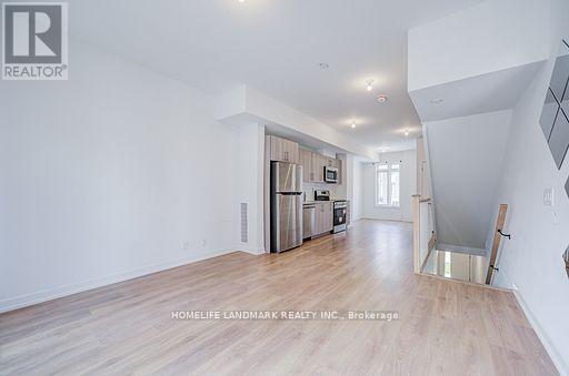 33 Case Ootes Drive, Toronto, Ontario  M4A 0C1 - Photo 4 - C13175980