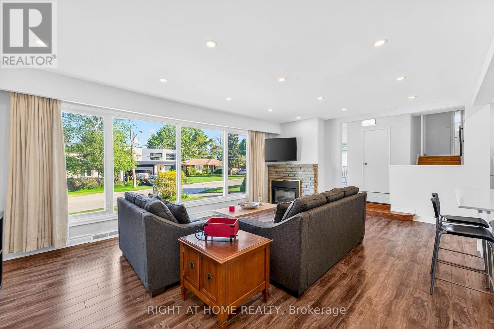 78 Sylvan Avenue, Toronto, Ontario  M1M 1K1 - Photo 5 - E13175886