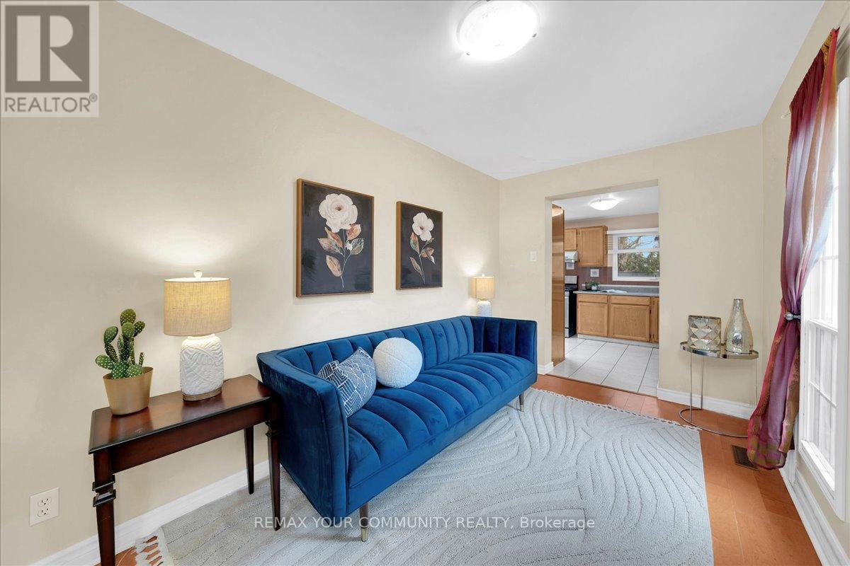 38 Goodless Court, Toronto, Ontario  M1B 1A1 - Photo 12 - E13175922