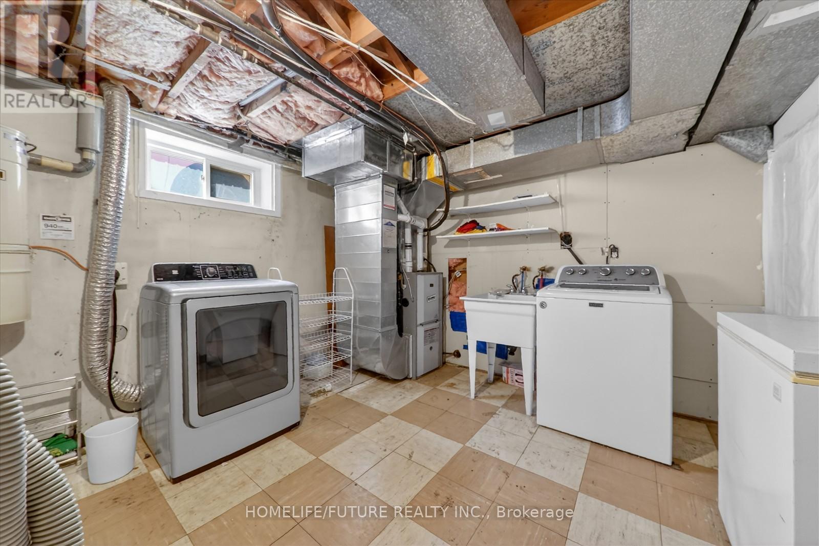226 Wilson Road S, Oshawa, Ontario  L1H 6C3 - Photo 16 - E13175974