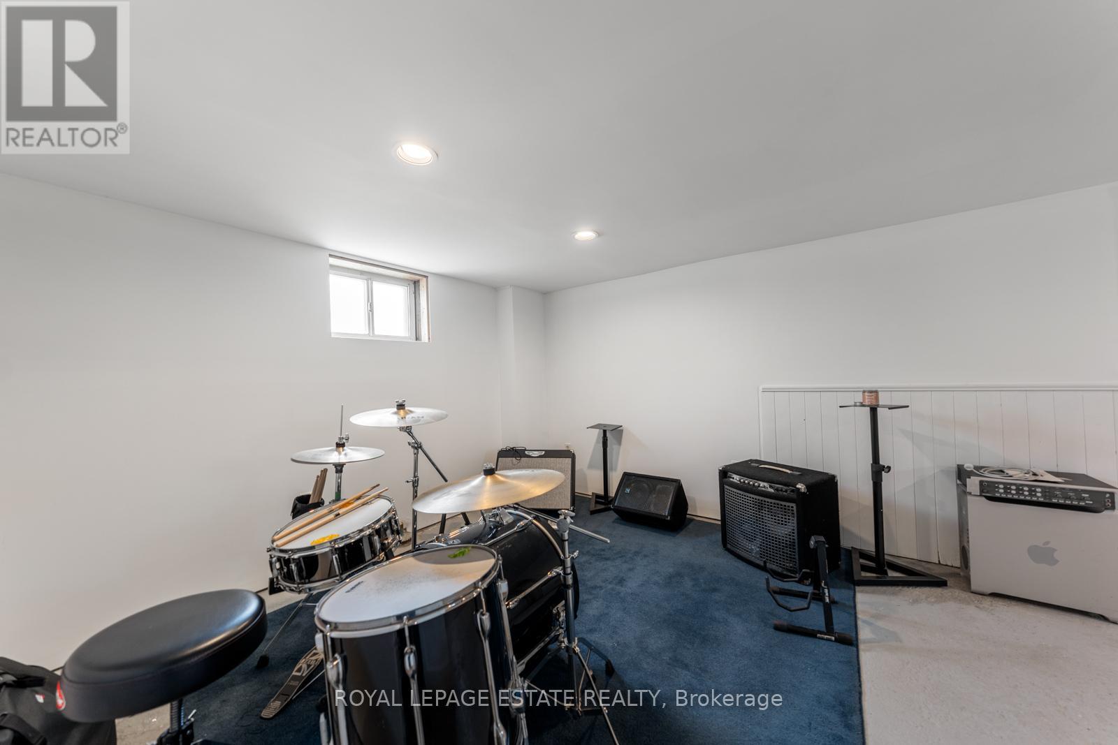 601 Pharmacy Avenue, Toronto, Ontario  M1L 3H1 - Photo 35 - E13175990