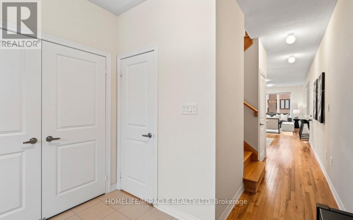 Upper Floor - 1284 Klondike Drive, Oshawa, Ontario  L1H 8L7 - Photo 2 - E13176062