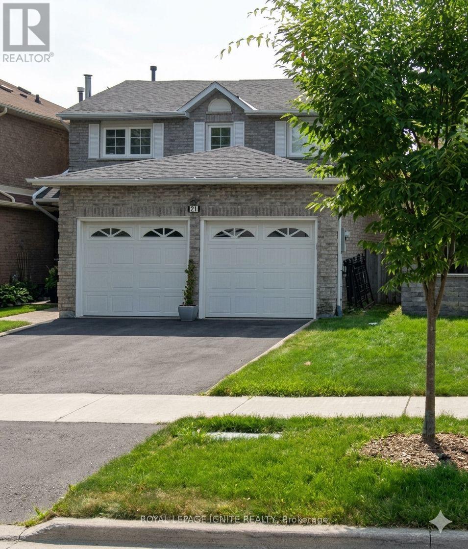 21 HALFMOON SQUARE, Toronto, Ontario