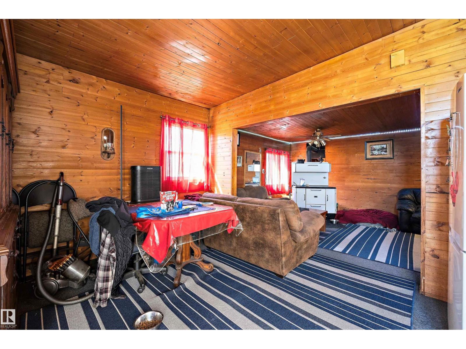 55532 Rge Road 250, Rural Sturgeon County, Alberta  T8R 0M8 - Photo 37 - E4490019