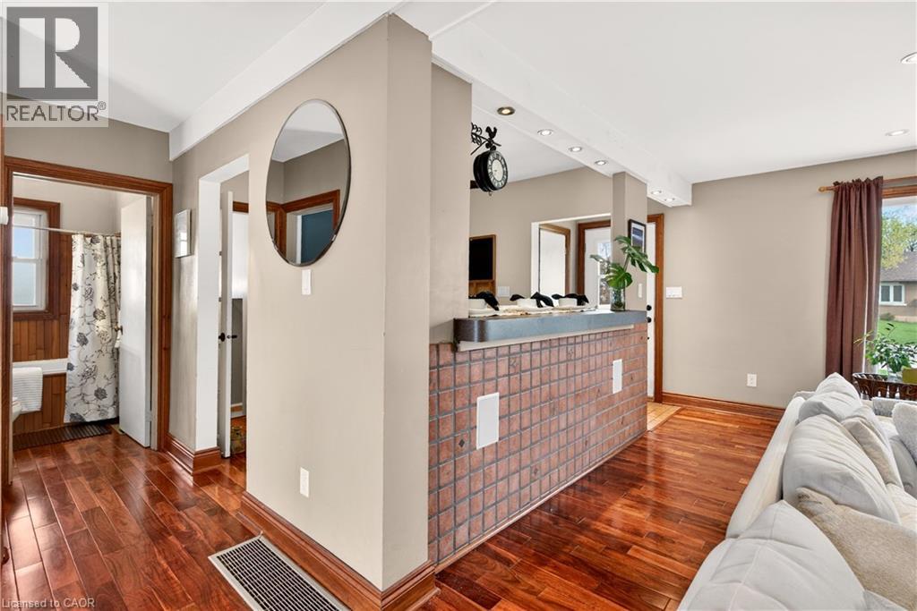 380 East 37th Street, Hamilton, Ontario  L8V 4B8 - Photo 16 - 40824601