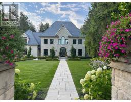 108 KENNEDY STREET W, Aurora, Ontario
