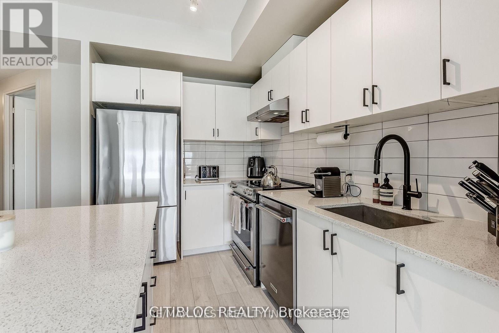 1408 - 9000 Jane Street, Vaughan, Ontario  L4K 0M6 - Photo 13 - N13175926