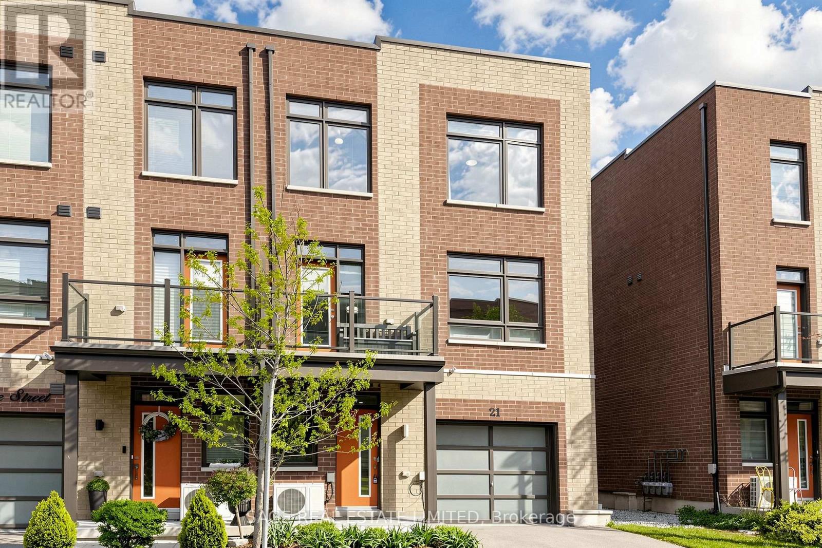 21 Lachine Street, Vaughan, Ontario  L4L 0L9 - Photo 3 - N13176044