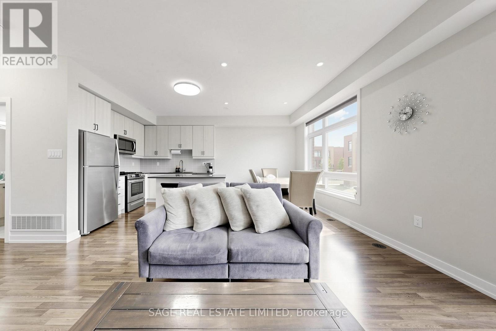 21 Lachine Street, Vaughan, Ontario  L4L 0L9 - Photo 8 - N13176044