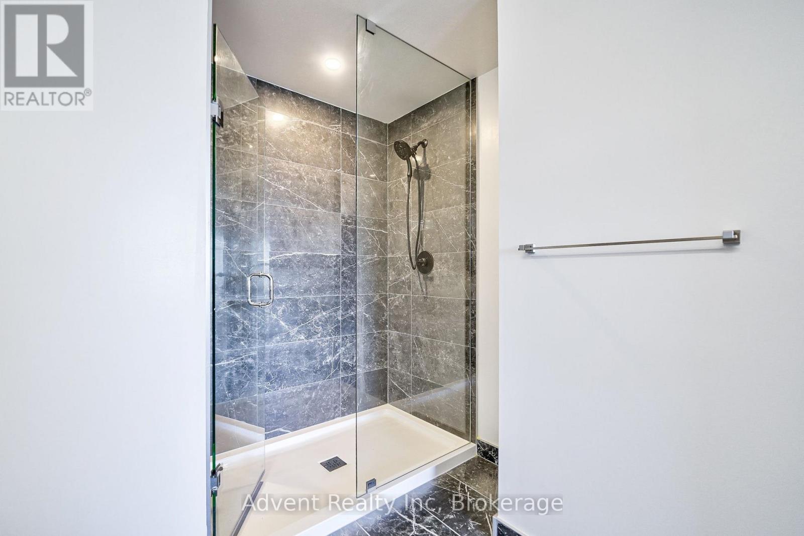 3806 - 18 Water Walk Drive, Markham, Ontario  L3R 6L5 - Photo 22 - N13176108