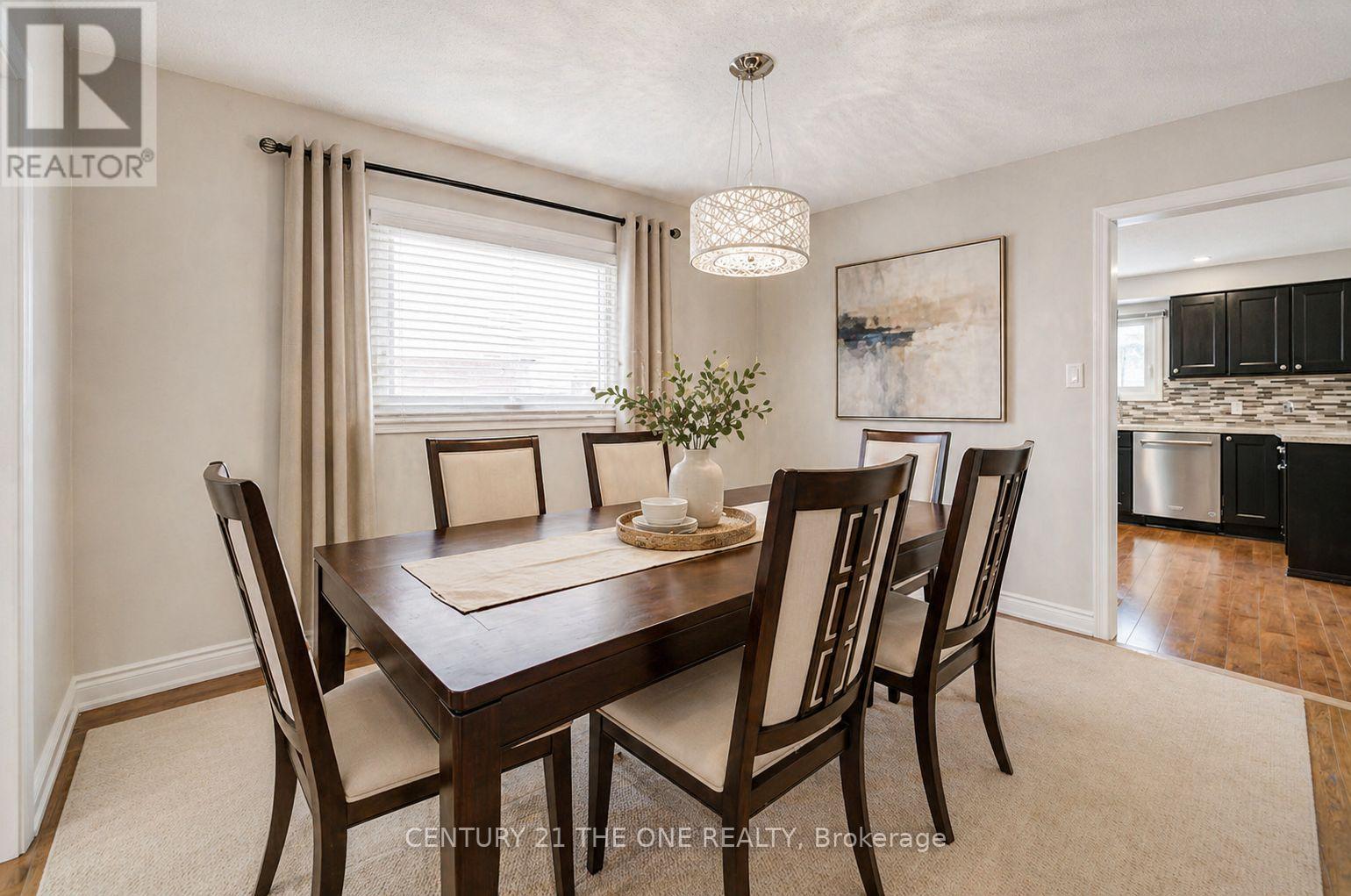 21 Larratt Lane, Richmond Hill, Ontario  L4C 9J1 - Photo 11 - N13176166