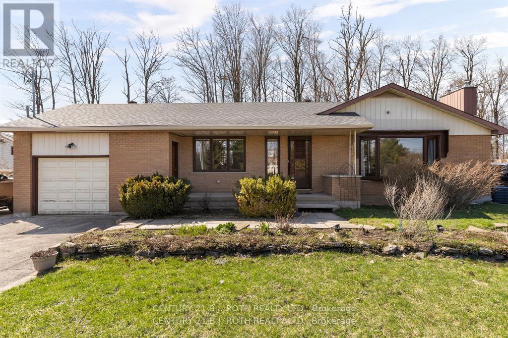 823 Essa Road, Barrie (Holly), Ontario  L4N 9G5 - Photo 2 - S13176000