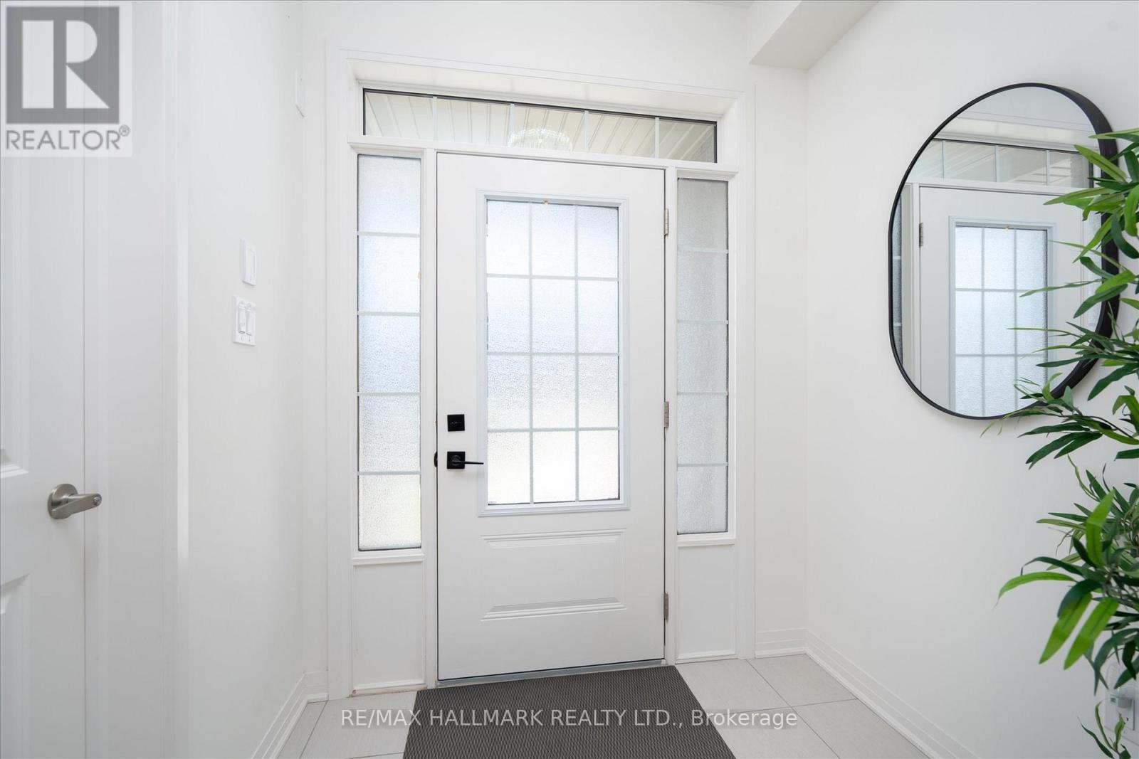 28 Copperhill Heights, Barrie, Ontario  L9J 0L1 - Photo 4 - S13176144