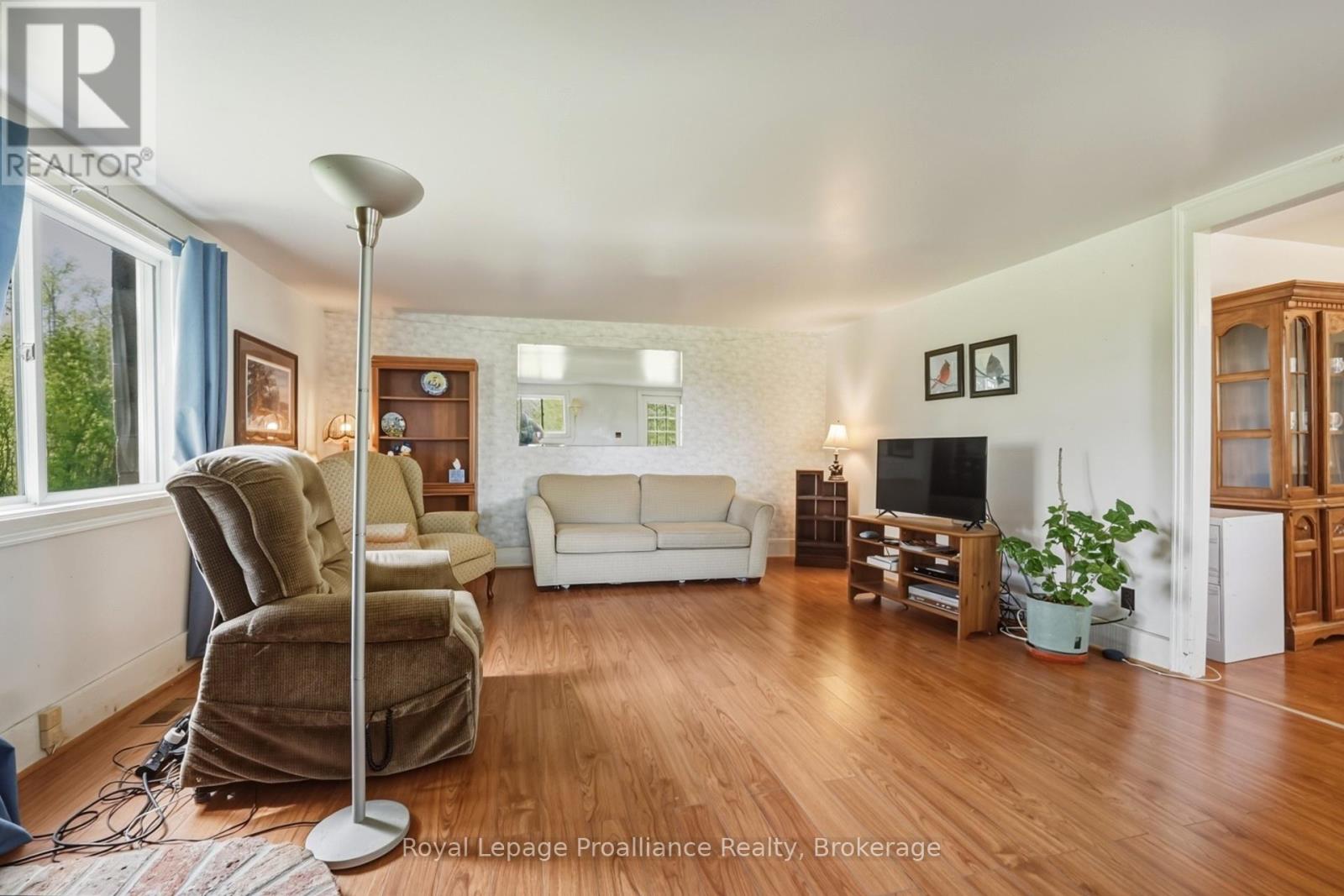 842 Frankford Road, Quinte West, Ontario  K0K 2B0 - Photo 13 - X13176060