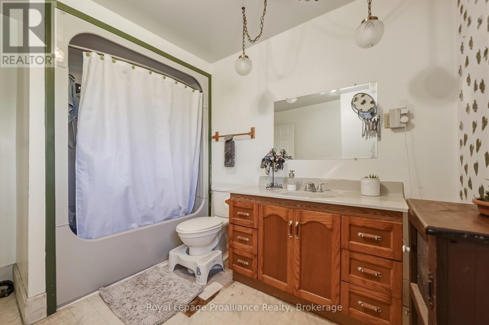 842 Frankford Road, Quinte West, Ontario  K0K 2B0 - Photo 15 - X13176060