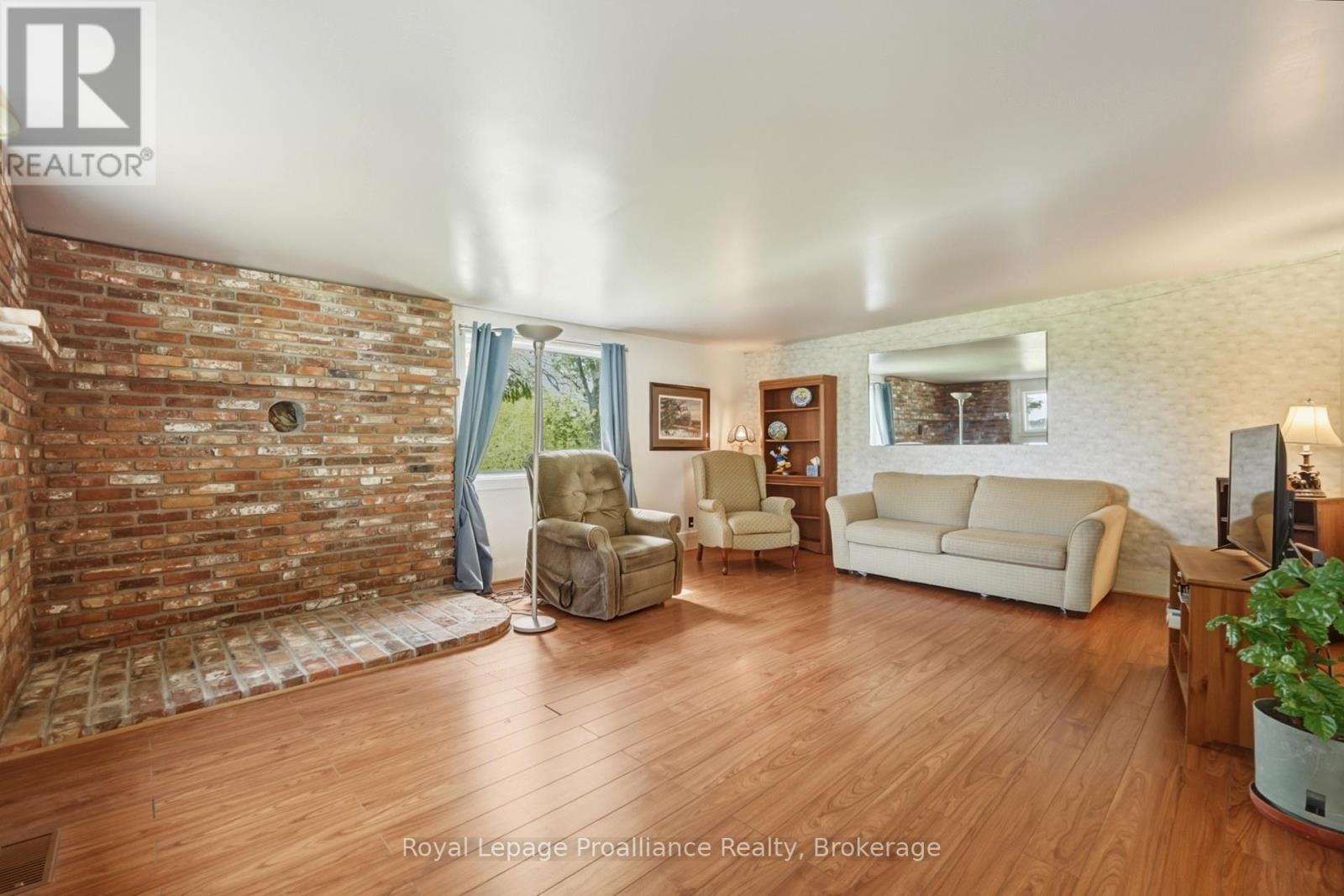 842 Frankford Road, Quinte West, Ontario  K0K 2B0 - Photo 12 - X13176060
