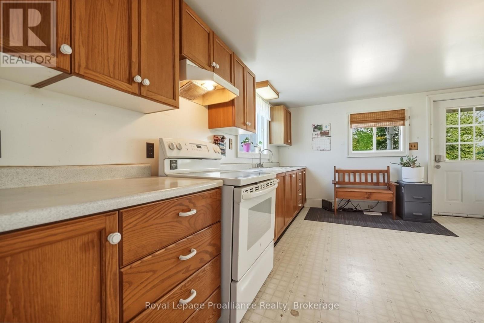 842 Frankford Road, Quinte West, Ontario  K0K 2B0 - Photo 8 - X13176060