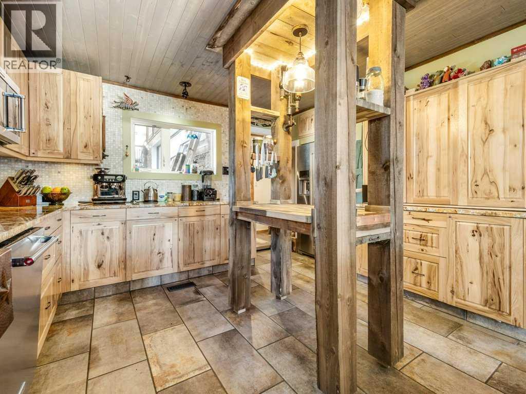 6501 22 Avenue, Coleman, Alberta  T0K 0M0 - Photo 19 - A2313748