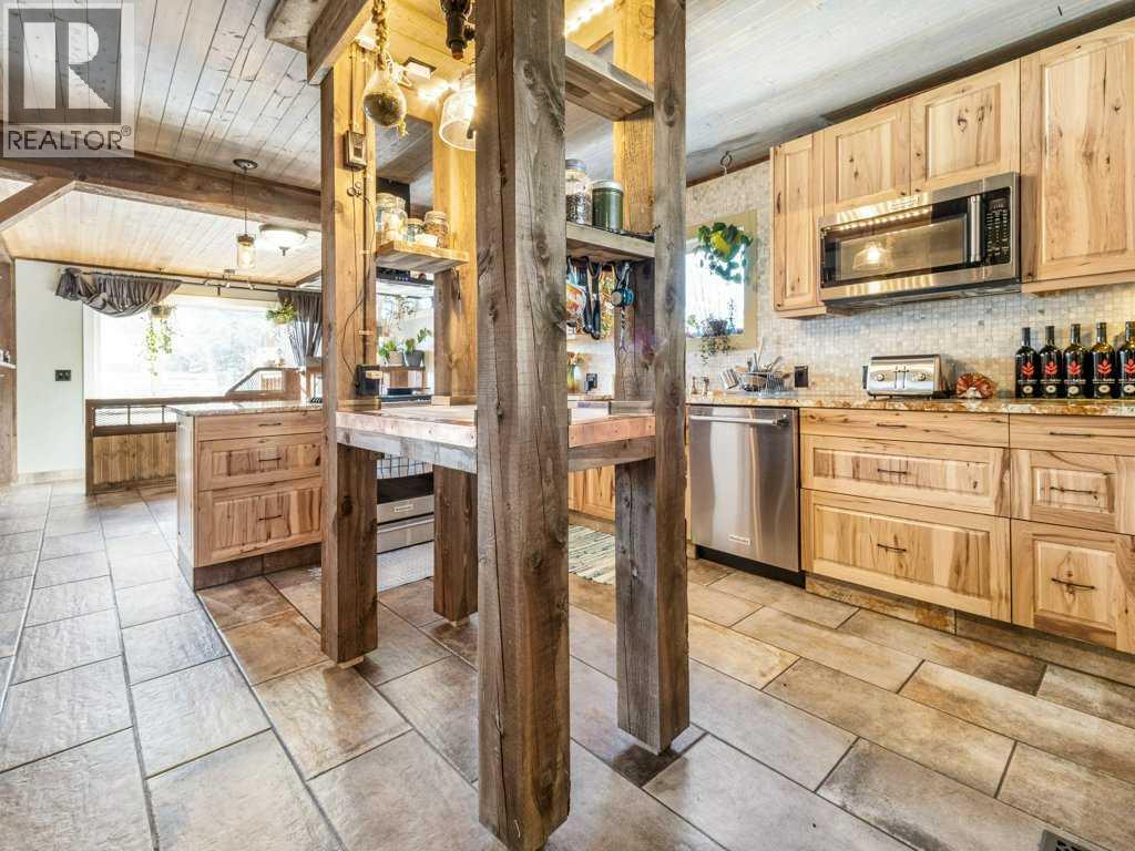6501 22 Avenue, Coleman, Alberta  T0K 0M0 - Photo 21 - A2313748