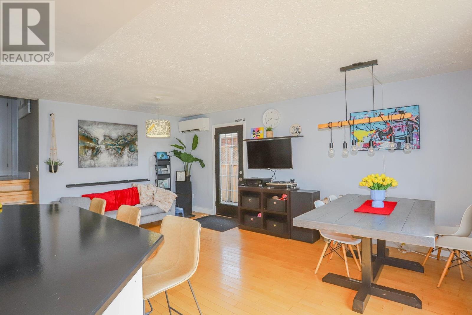 34 Robin St, Sault Ste Marie, Ontario  P6A 5X9 - Photo 11 - SM261184