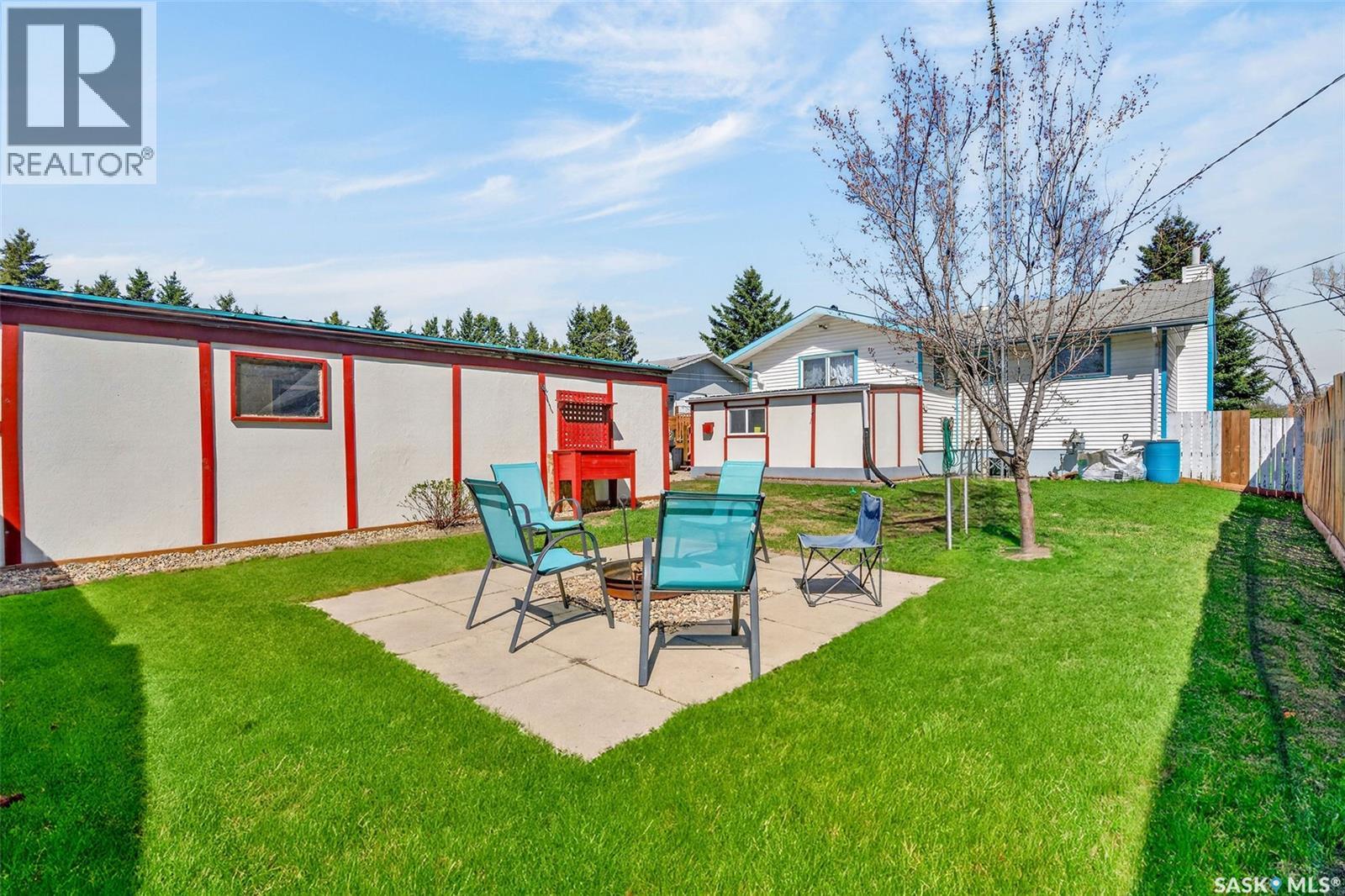 202 2nd Avenue, Spalding, Saskatchewan  S0K 4C0 - Photo 5 - SK029577