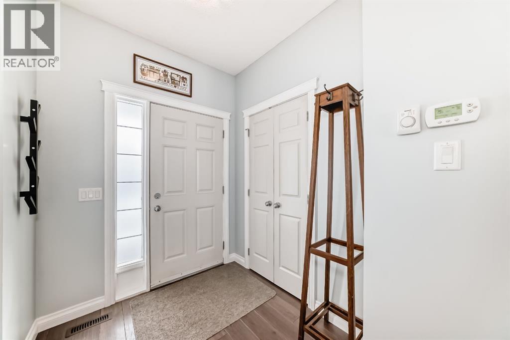 10 Reunion Grove NW, Airdrie, Alberta  T4B 0Z7 - Photo 1 - A2292885