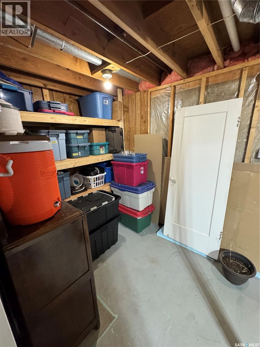 202 2nd Avenue, Spalding, Saskatchewan  S0K 4C0 - Photo 39 - SK029577