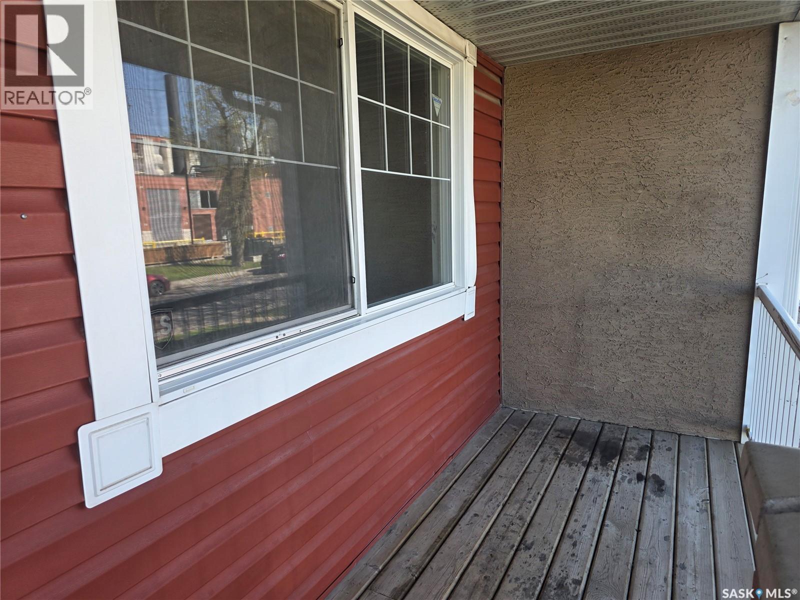 2195 Toronto Street, Regina, Saskatchewan  S4P 0B7 - Photo 2 - SK037101