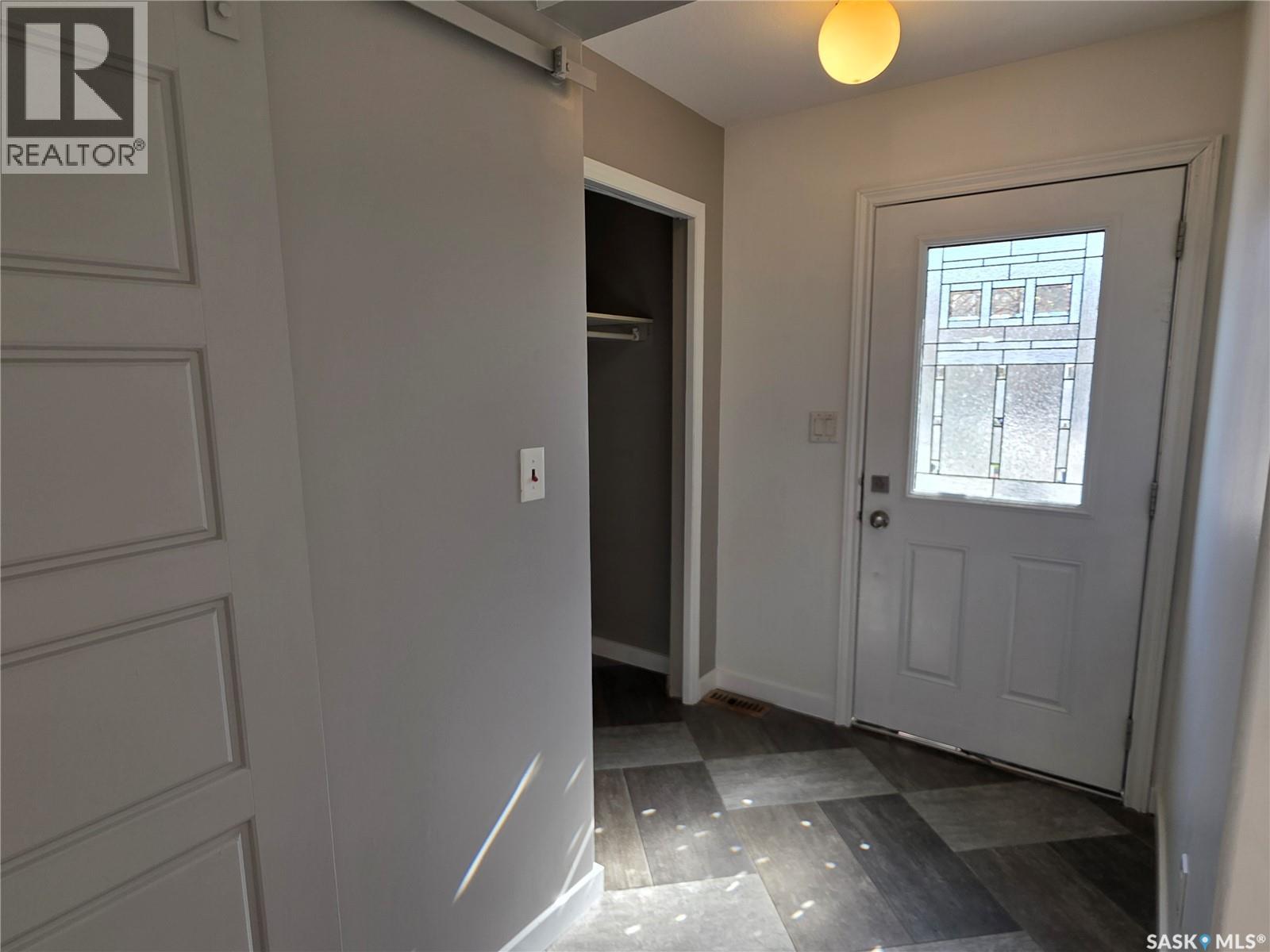 2195 Toronto Street, Regina, Saskatchewan  S4P 0B7 - Photo 15 - SK037101