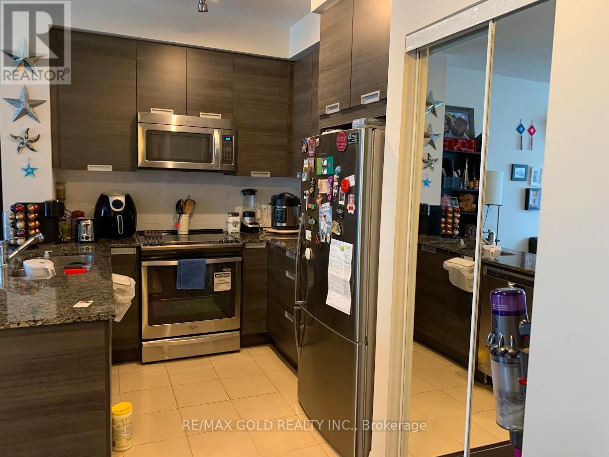 1210 - 75 Eglinton Avenue W, Mississauga, Ontario  L5R 0E5 - Photo 4 - W13175898