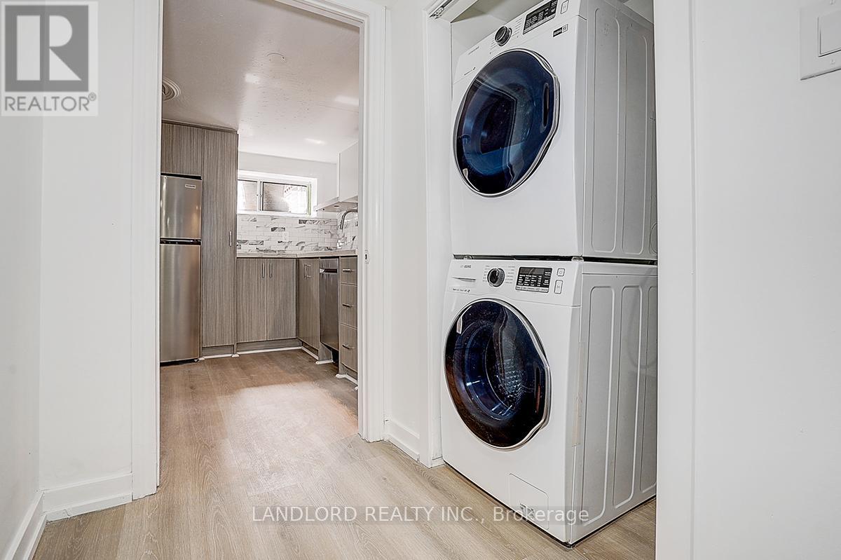 Lower - 56 Bicknell Avenue, Toronto, Ontario  M9M 4G5 - Photo 21 - W13175916